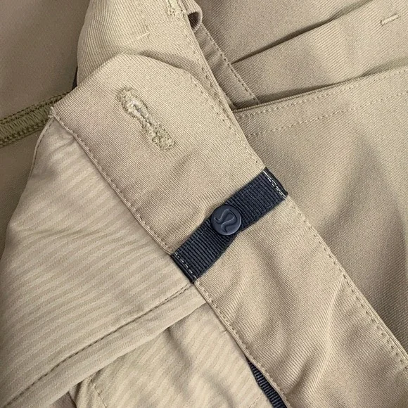 Lululemon Chino Pants Men 34x33 Beige Trousers Performance Modern
